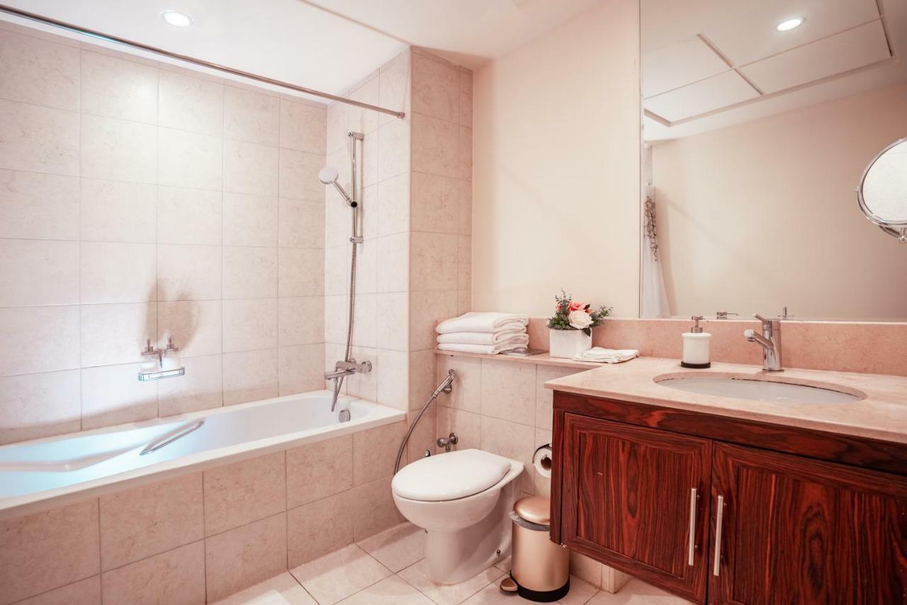 Ultimate Stay 2Br: Burj Khalifa And Fountain View ドバイ エクステリア 写真